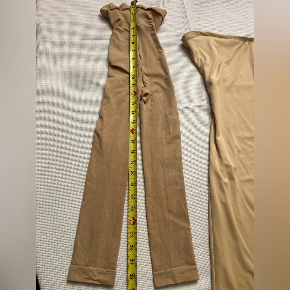 Lot 3 pc ASSETS (Lg) Shapewear (tummy-control capris, bodice slip, 4 1/2”shorts) - Picture 6 of 9